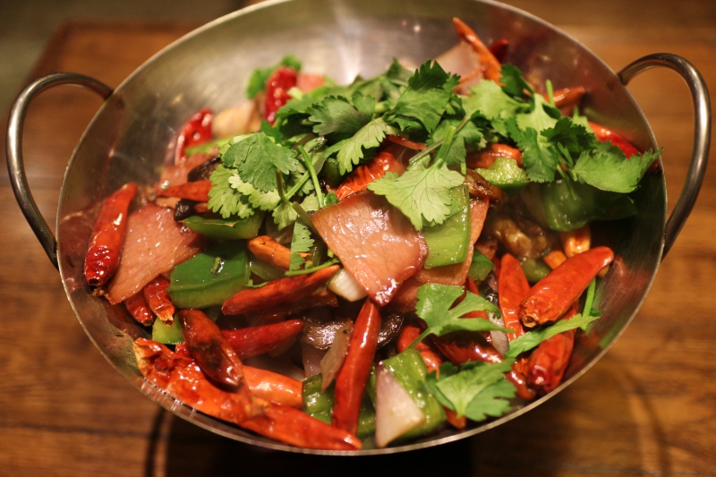 restaurant-LUCERAM-min_dish-meal-food-salad-green-pepper-775478-pxhere.com